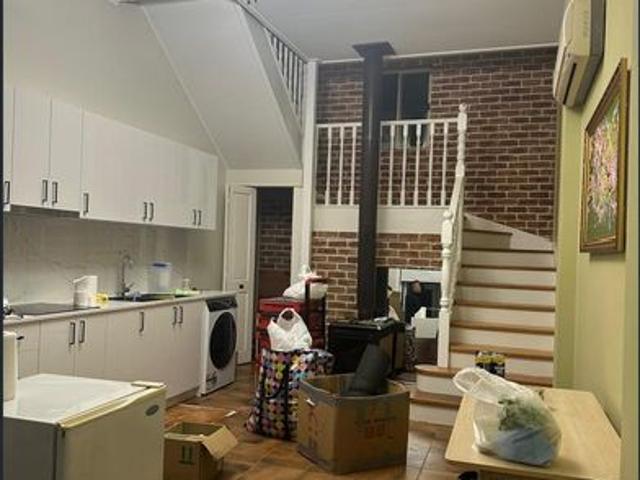 SHARE ACCOMMODATION — 2 BEDROOMS AVAILABLE
