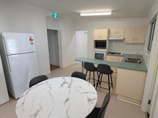 SHARE HOUSE AFFORDABLE ACCOMMODATION IN PRIME BOWDEN LOCATION