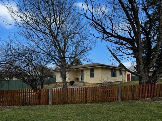 SHARE House close to UNE INC WATER, ELECT, INTERNET