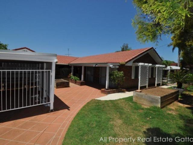 Share House Private Room, Walk to UQ Bus & Lake Apex