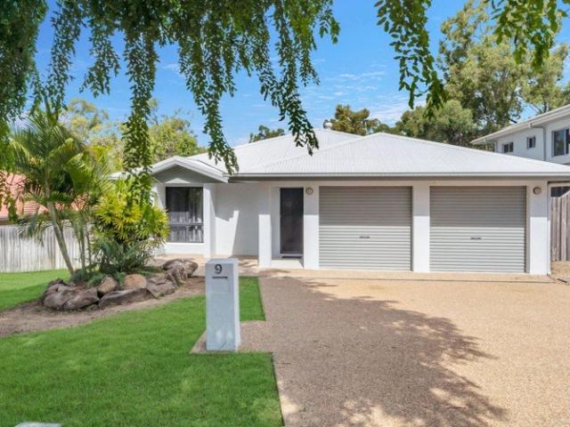 SHARE HOUSE SHARED ROOMS AVAILABLE