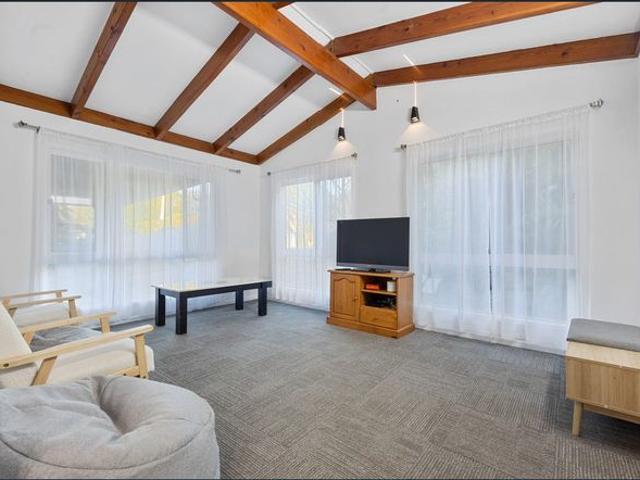 Shared Accommodation Room for Rent Fully Furnished with Bills Included