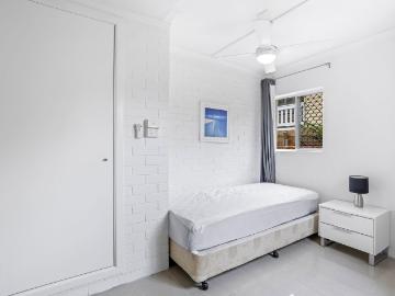 Studio to rent in Bribie Island - Parking