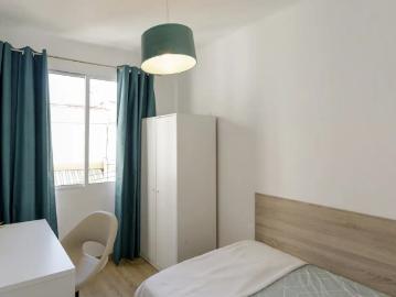 Shared apartment in Barcelona