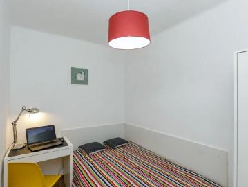Shared apartment in Barcelona