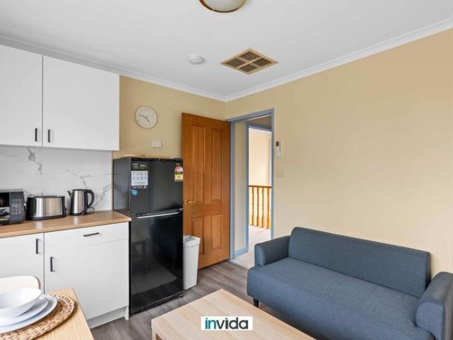 SHARED HOUSE IN CONNECTED LOACATION ROXBURGH PARK PRIVATE ENSUITE ROOM AVAILABLE UTILITIES AND WI FI INCLUDED!