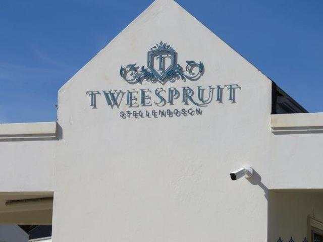 Shared Home in Tweespruit Estate 1 Rooms Available