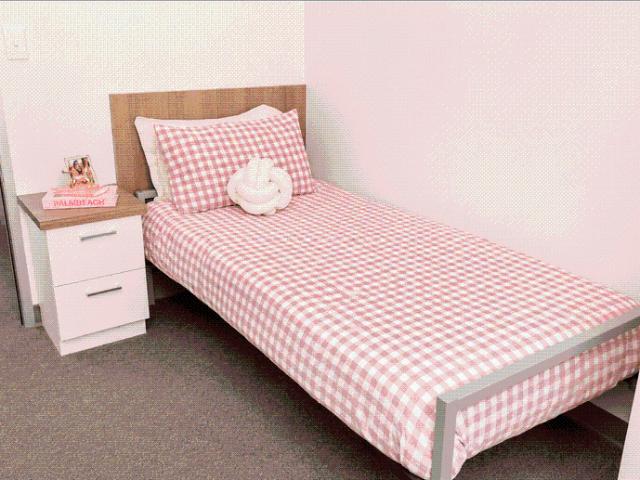 SHARED STUDENT ACCOMMODATION FULLY FURNISHED ACCOMMODATION FROM $340 PER WEEK!