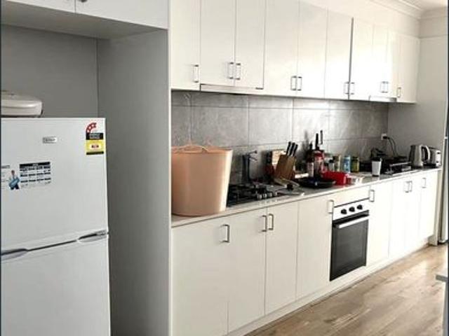 Shared Rooming House – Private Room with Ensuite, All Bills Included