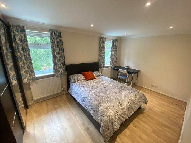 sharedAccommodation to Rent in Bracknell Southwold BRL220074