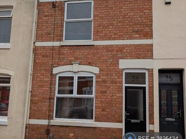 Sharman Road, Northampton, NN5 3 bed terraced house to rent £1,200 pcm £277 pw