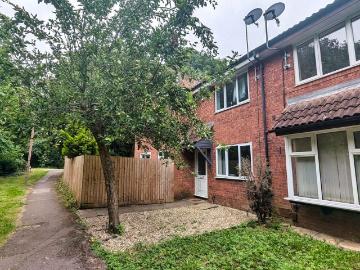 Sharman Walk, Bradwell MK13, 2 bed terraced house to rent, £1,250 pcm | PrimeLocation