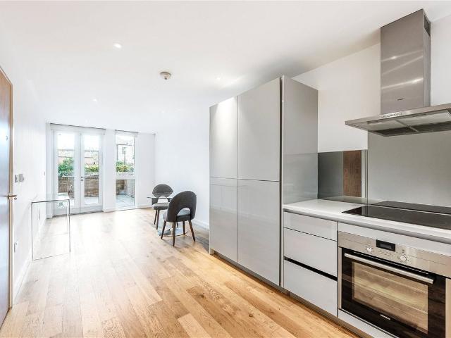 Sharp House, 91 Goldhawk Road, Shepherds Bush, London W12, 1 bed flat to rent, £2,175 pcm | PrimeLocation