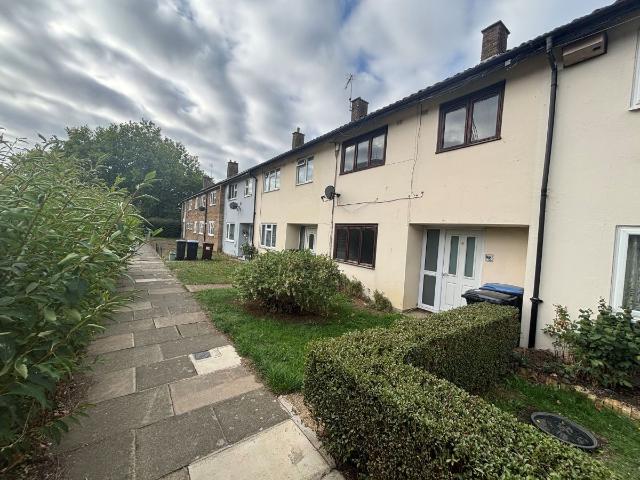 Sharpecroft, Harlow CM19, 3 bed terraced house to rent, £1,700 pcm | PrimeLocation