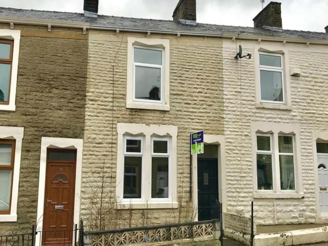 Sharples Street, Accrington 2 bed terraced house to rent £650 pcm £150 pw