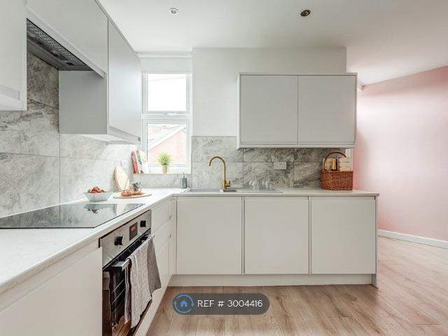 Sharrow Vale Road, Sheffield S11, 2 bed shared accommodation to rent, £1,500 pcm | PrimeLocation