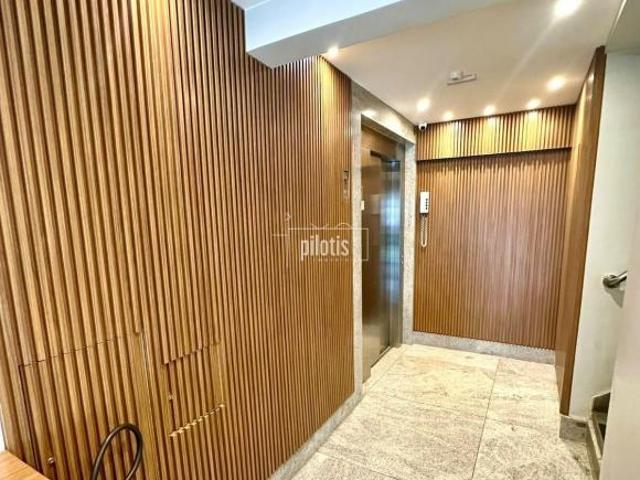 SHCES 1109 PRÉDIO COM ELEVADOR, APARTAMENTO PERFEITO PARA REFORMAR
