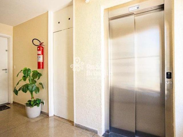 SHCES 1305 Apartamento com 3 quartos 1 suíte aceita financiamento e FGTS Cruzeiro Novo