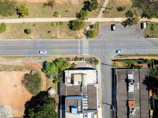 SHCGN 714, ESQUINA, TERRAÇO, 4 SUÍTES, ESCRITÓRIO, GARAGEM PARA 4 CARROS