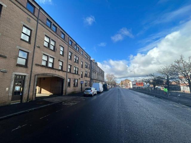 Shettleston Road, Sandyhills, Glasgow G32, 2 bed flat to rent, £825 pcm | PrimeLocation