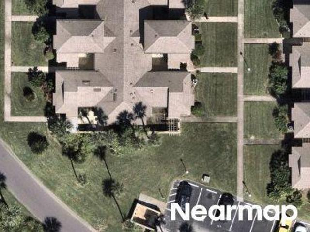 Sheafe Ave NE Apt 106