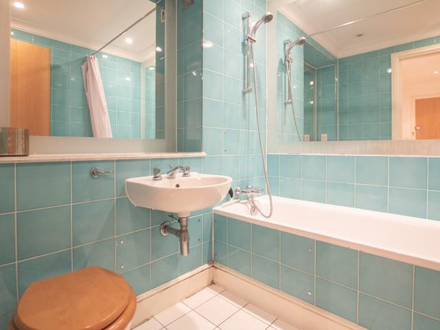 Shearwater Court, London, e1w