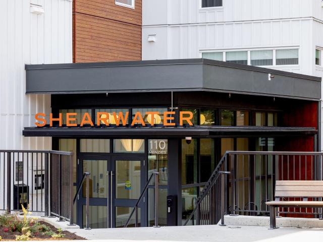 Shearwater 1 Bedroom + 1 Bath Apartment for Rent