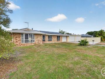 SHED + 9.6kW SOLAR SOUGHT AFTER LOCATION