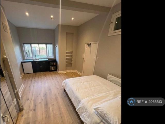 Sheen Park, Richmond, TW9 1 bed in a house share to rent £1,840 pcm £425 pw