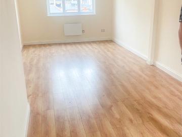 Sheena Court CR0, 3 bed flat to rent, £2,500 pcm | PrimeLocation