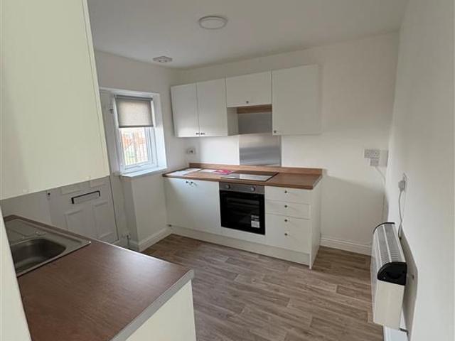 Sheep Dip Lane, Dunscroft, Doncaster DN7, 2 bed flat to rent, £695 pcm | PrimeLocation