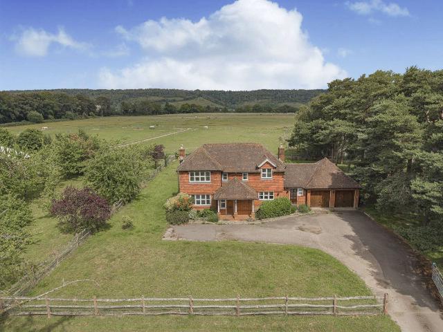 Sheephouse Lane, Wotton RH5, 3 bed detached house to rent, £2,500 pcm | PrimeLocation