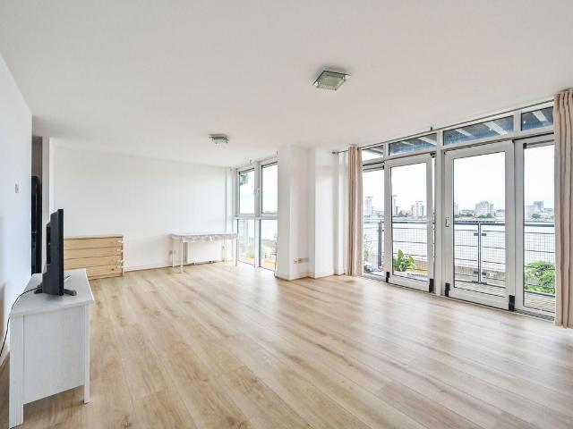 Sheerness Mews, Docklands, London E16, 3 bed flat to rent, £2,400 pcm | PrimeLocation
