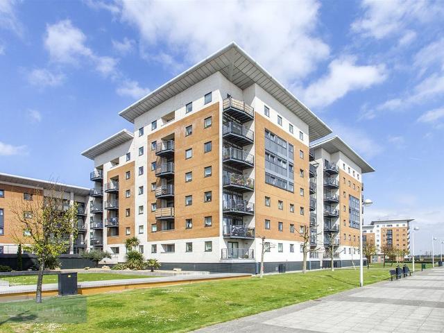 Sheerness Mews E16, 3 bed flat to rent, £2,400 pcm | PrimeLocation