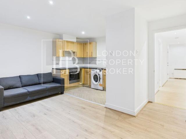 Sheerness Mews, Royal Docks E16, 1 bed flat to rent, £1,500 pcm | PrimeLocation