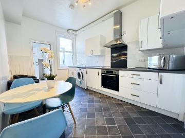 Sheffield Road, Portsmouth PO1, 5 bed terraced house to rent, £2,400 pcm | PrimeLocation