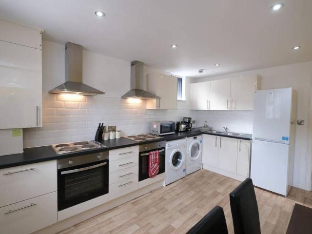 Sheil Road, Liverpool 4 bed terraced house to rent £2,045 pcm £472 pw