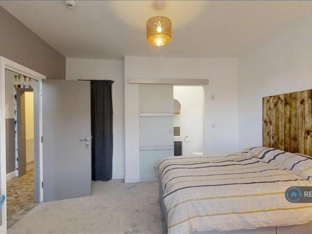 Shellons Street, Folkestone, CT20 1 bed in a house share to rent £700 pcm £162 pw