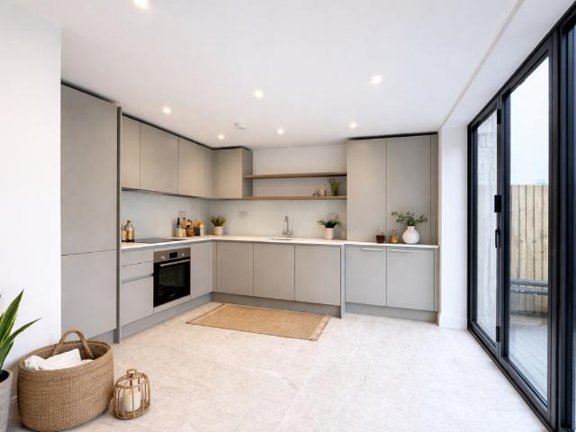 Shelldale Road, Portslade, Brighton BN41, 4 bed semi detached house to rent, £2,495 pcm | PrimeLocation