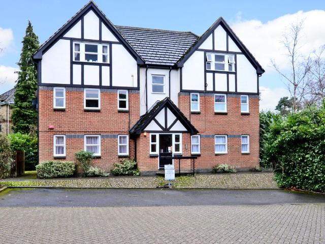 Shelley Court, Gordon Road GU15, 1 bed flat to rent, £1,250 pcm | PrimeLocation