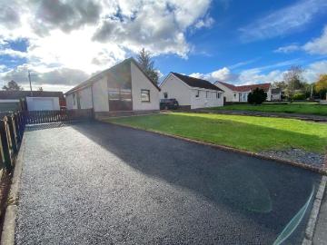 Shelley Drive, Bothwell G71, 2 bed bungalow to rent, £1,250 pcm | PrimeLocation