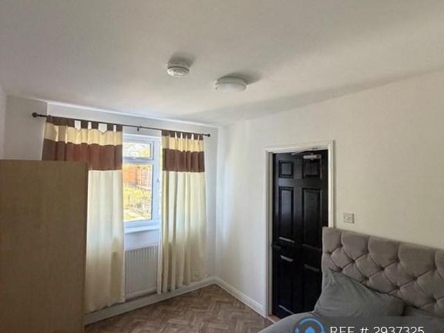 Shelley Road, Chelmsford, CM2 1 bed in a house share to rent £700 pcm £162 pw