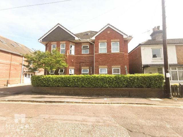 Shelley Road East, Bournemouth, 6 BH7, 2 bed flat to rent, £1,050 pcm | PrimeLocation