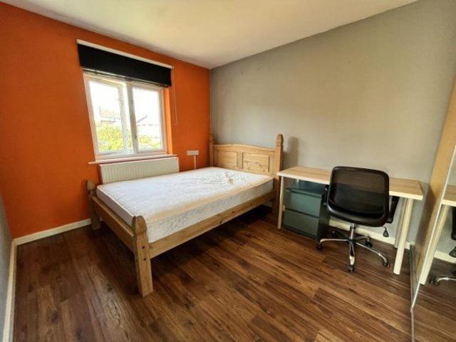 Shelley Way, Bristol, Bristol City BS7, 3 bed semi detached house to rent, £667 pppm | PrimeLocation