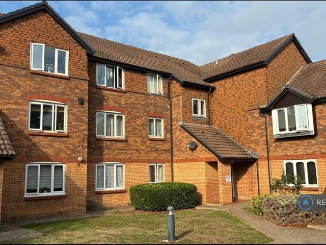 Shelley Way, London, SW19 1 bed flat to rent £1,650 pcm £381 pw