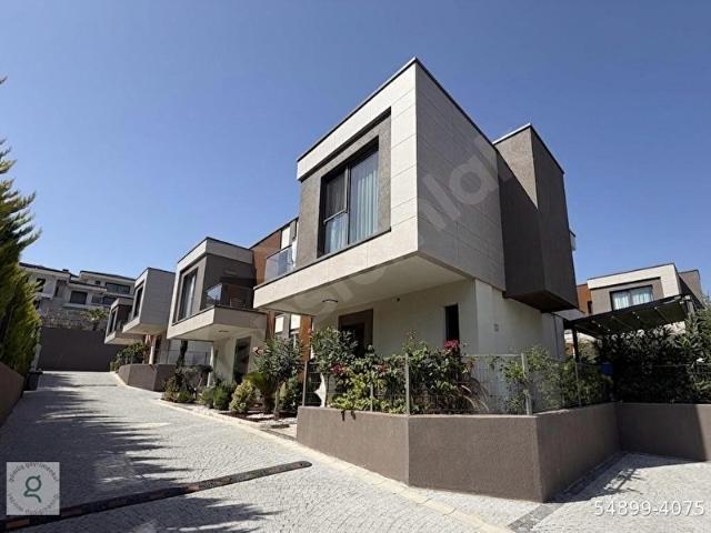 SHELTON MAGİA 3+1 EŞYALI YILLIK KİRALIK VİLLA BODRUM ADABÜKÜ