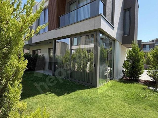 SHELTON MAGİA DA ADABÜKÜNDE 3+1 KİRALIK VİLLA