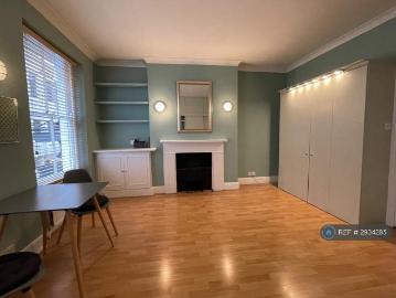 Shelton Street, London, WC2H Studio to rent £2,249 pcm £519 pw