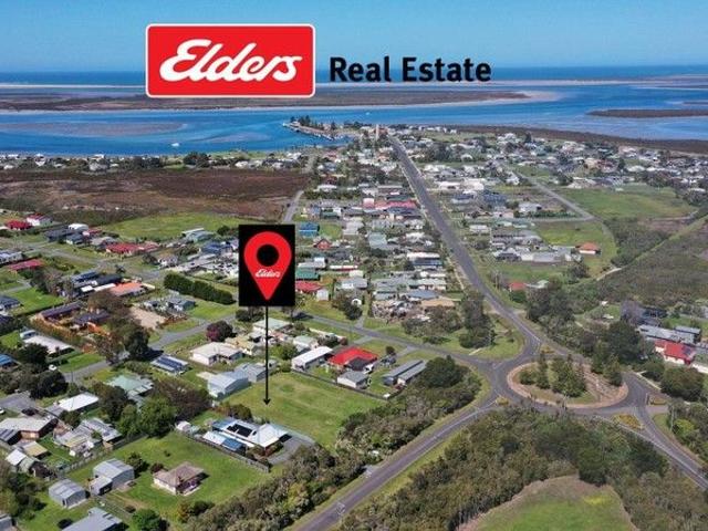 SHELTERED AND PRIVATE LARGE RESIDENTIAL BLOCK!