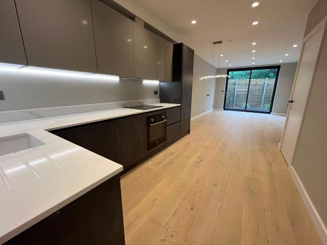 Shenley Road, Borehamwood WD6, 4 bed terraced house to rent, £2,800 pcm | PrimeLocation